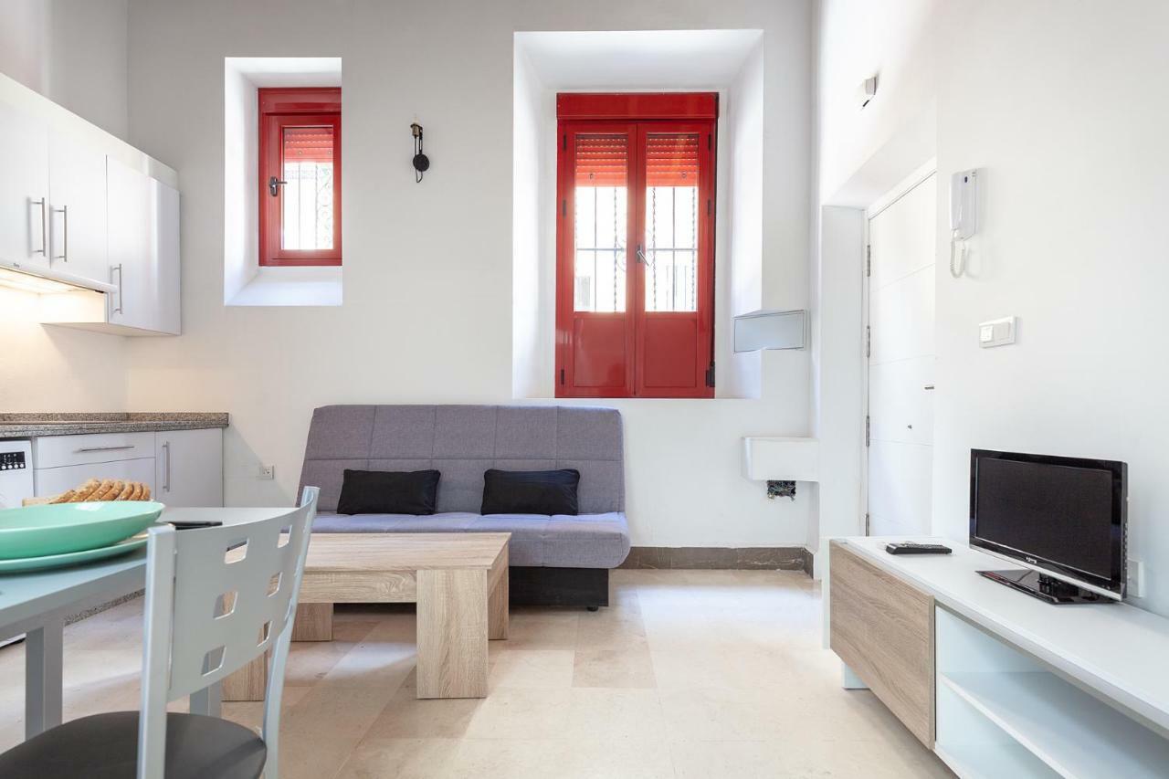 Pasaje De Amores Der - Descanso En Casa Y Vida Cultural Y Monumentos 4 Px Apartament